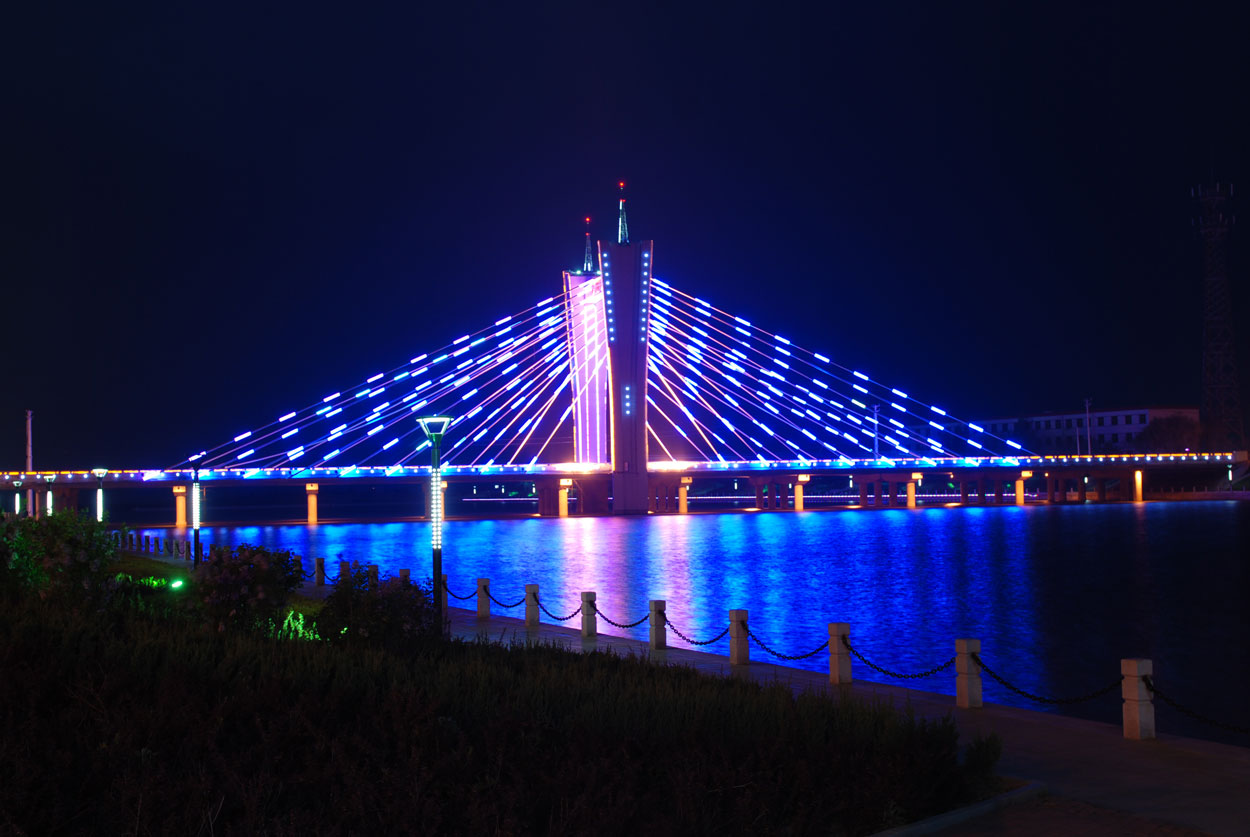 沈阳沙河大桥xt775.JPG